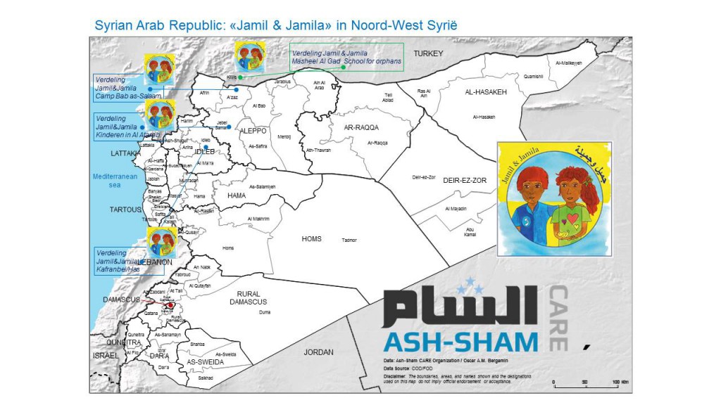 verdeling boeken bij aan Syrische kinderen in vluchtelingenkamp